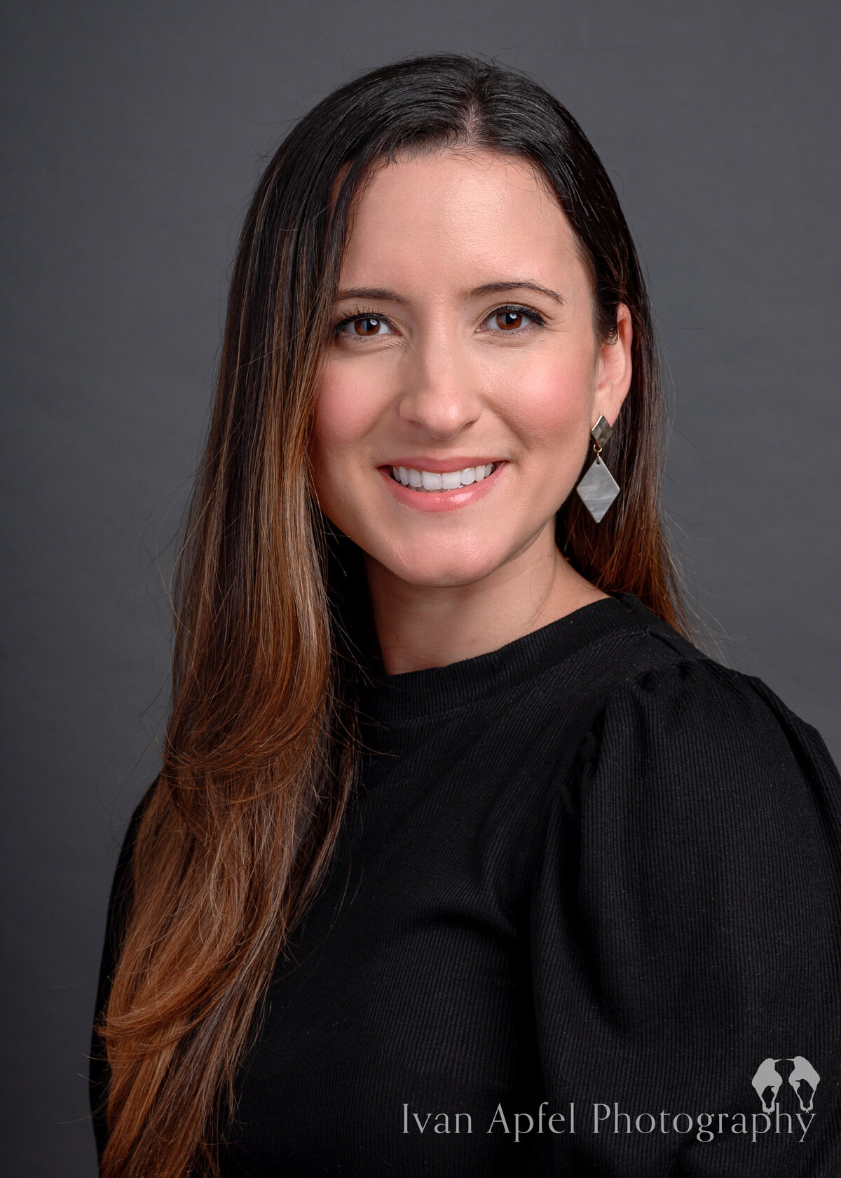 Miami-Headshot-Photographer-Accountant-Ivan-Apfel-TLMD_Headshots-199