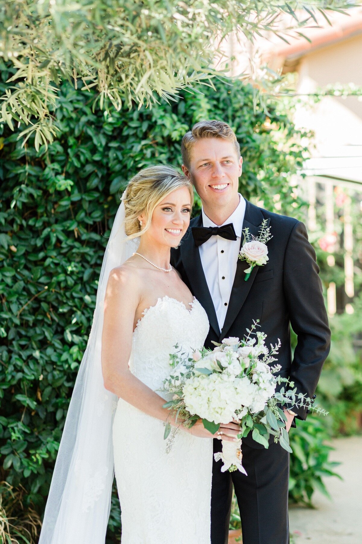 22-VictoriaJordan-TrePostiWedding-JenPhilips