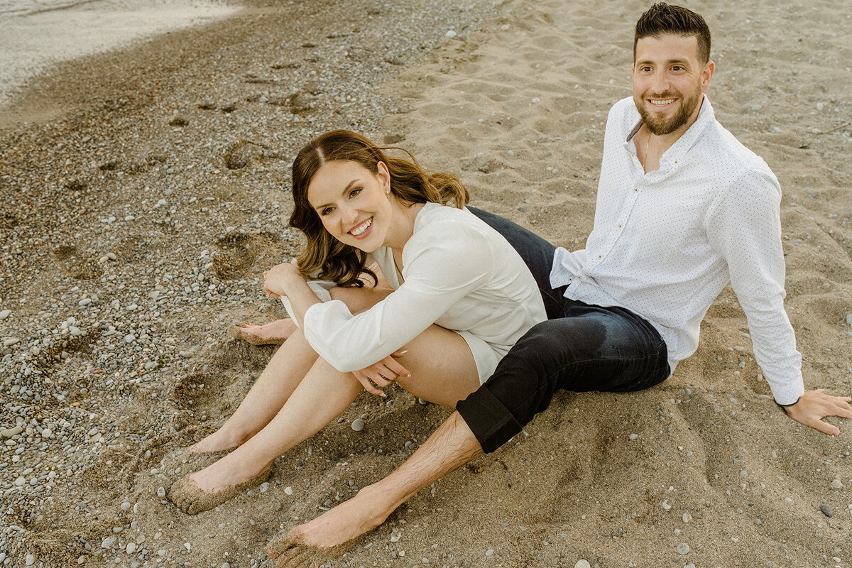 a-toront-engagement-session-queen-street-east-the-beaches-summer-fun-whimsical-romantic-2265