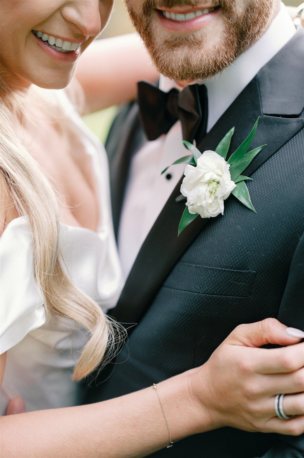 black-tie-wedding-classic-fun-vibes-shepherds-hollow-michigan-046