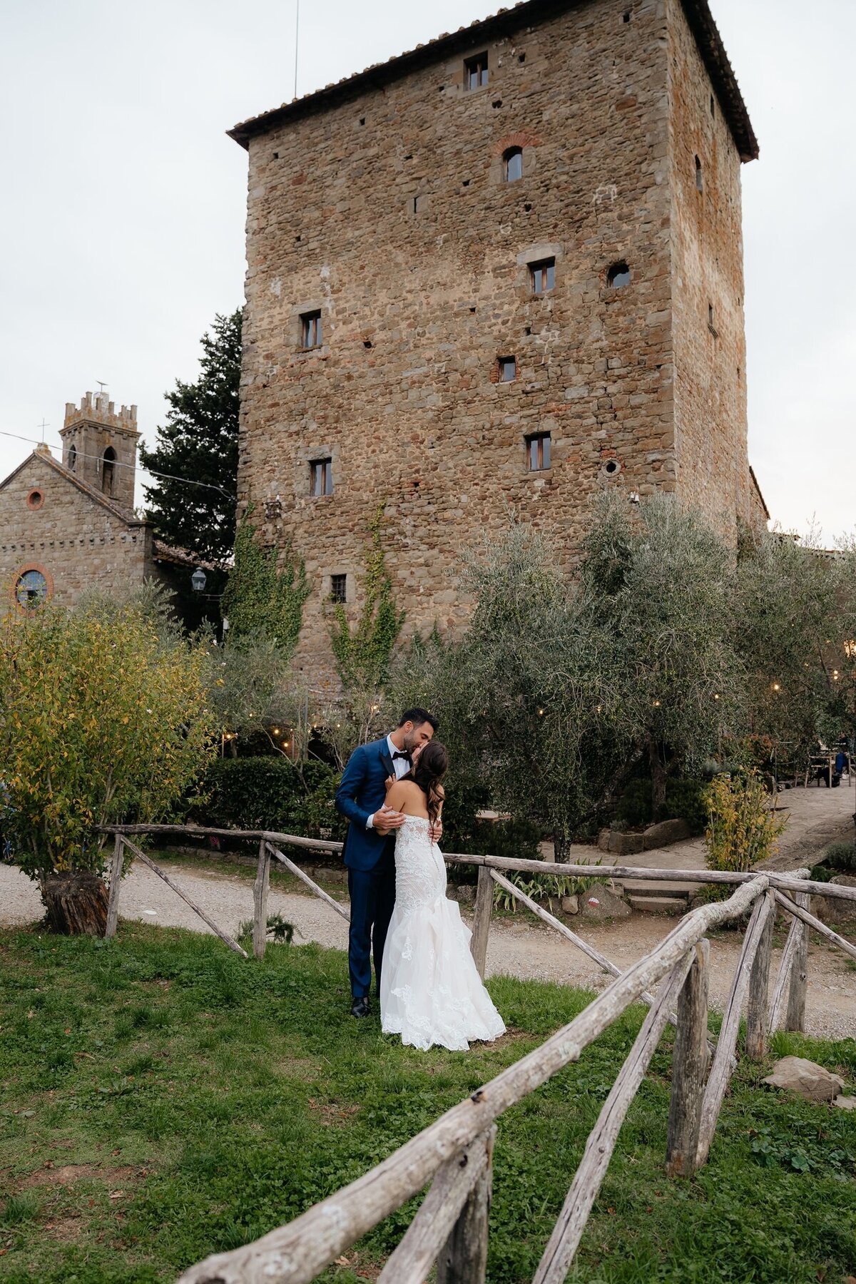 Pete-and-Brenna-Tuscany-Italy-Destination-Wedding-34