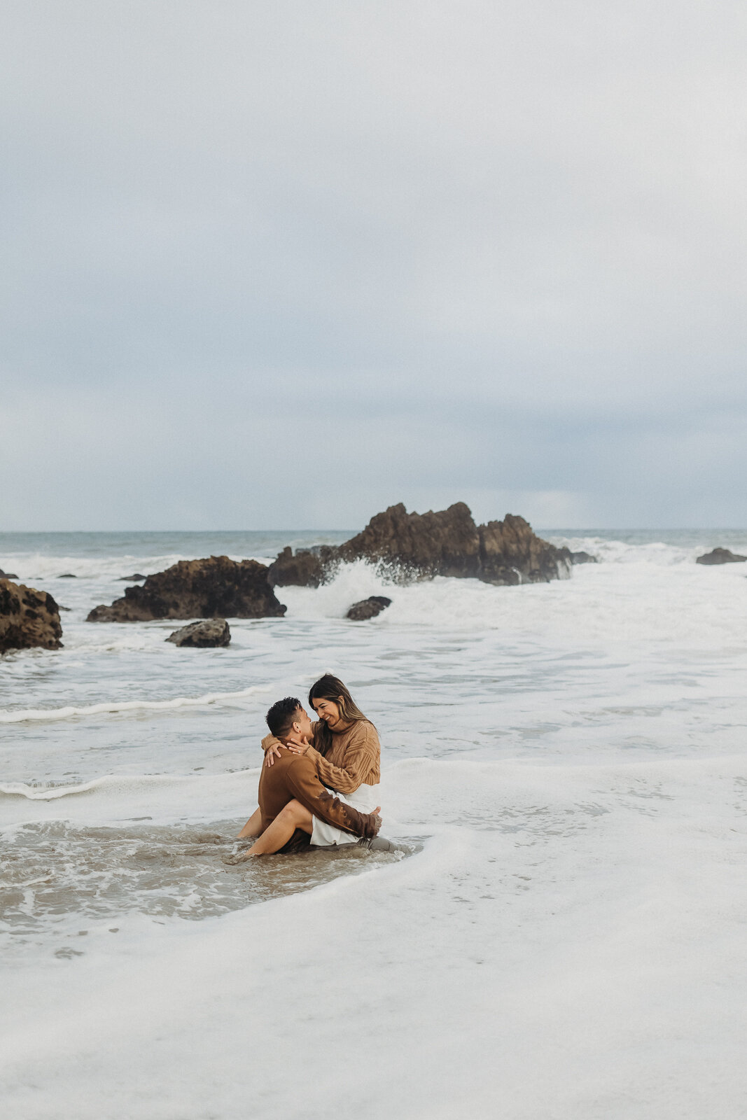 skyler-maire-photography-couples-photos-malibu-20