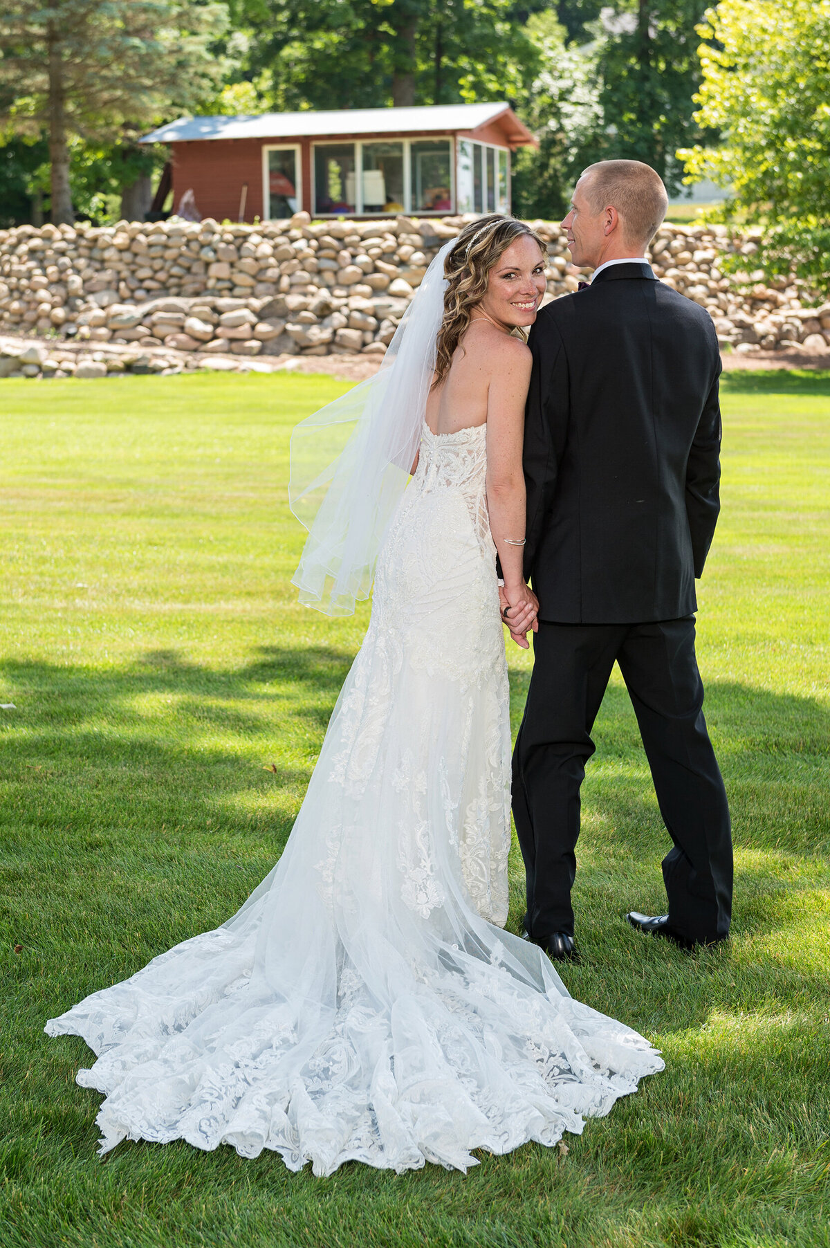 Detroit-Wedding-Photographer-The-Landing-058