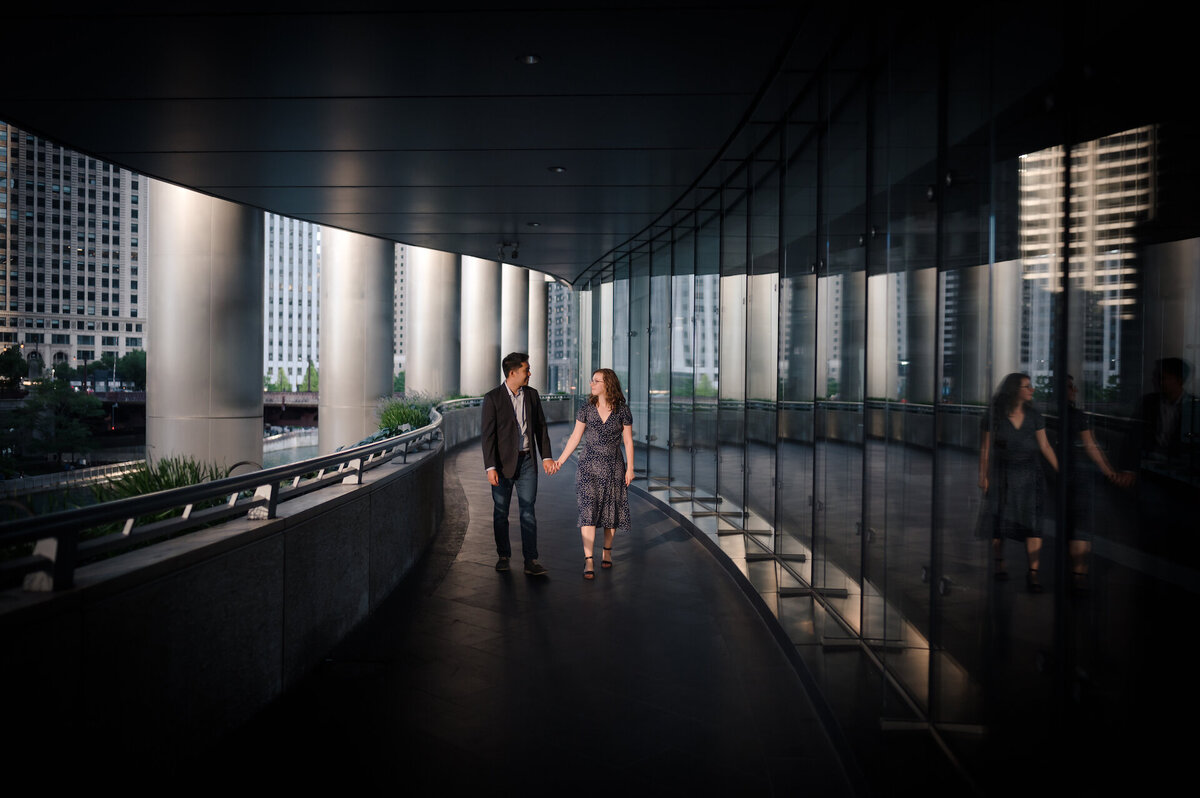 A coouple walk on the bath at Trump Tower in Chicago