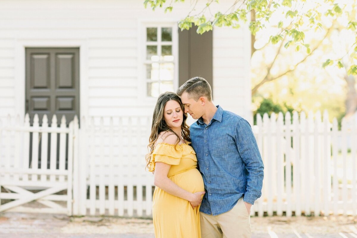 colonial williamsburg_maternity session_2742