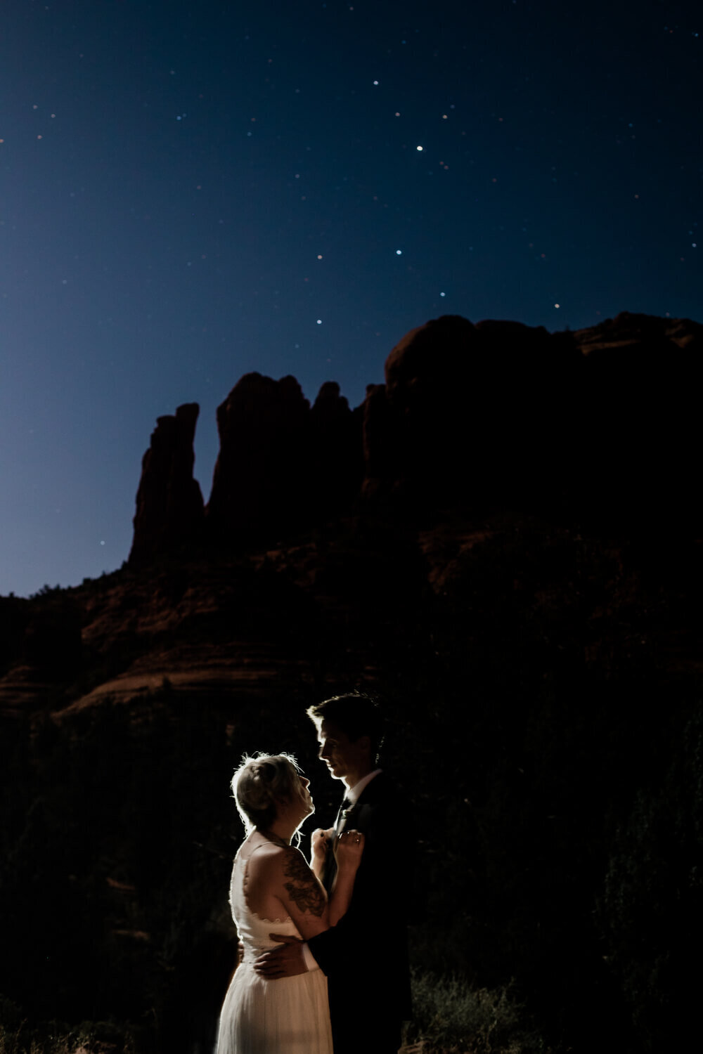 Intimate Elopement at Cathedral Rock in Sedona Arizona-0402