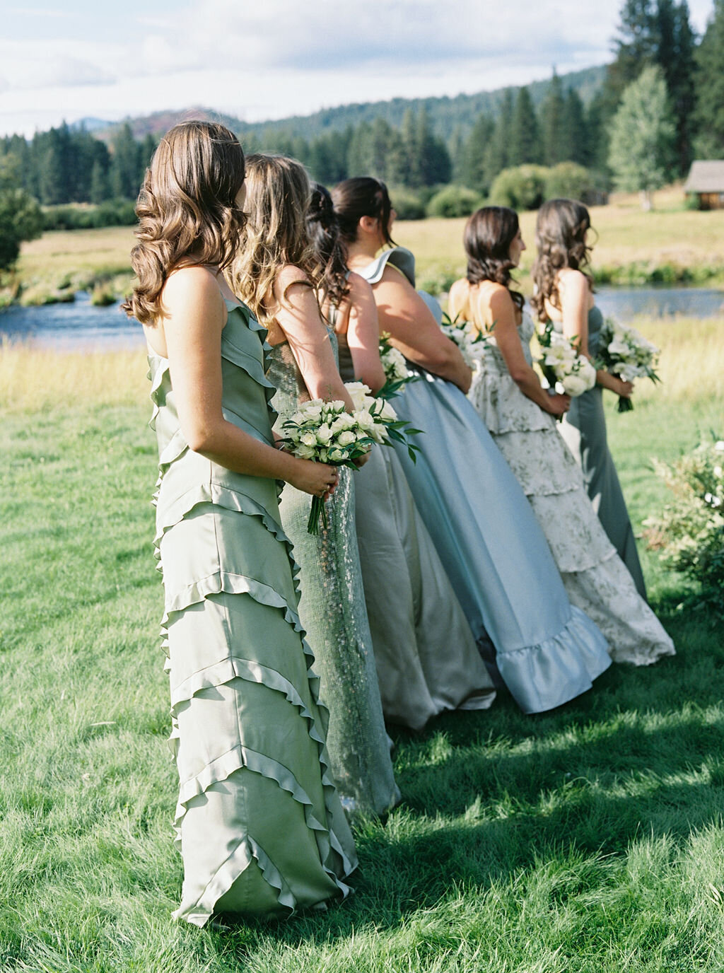 bridesmaids-ceremony