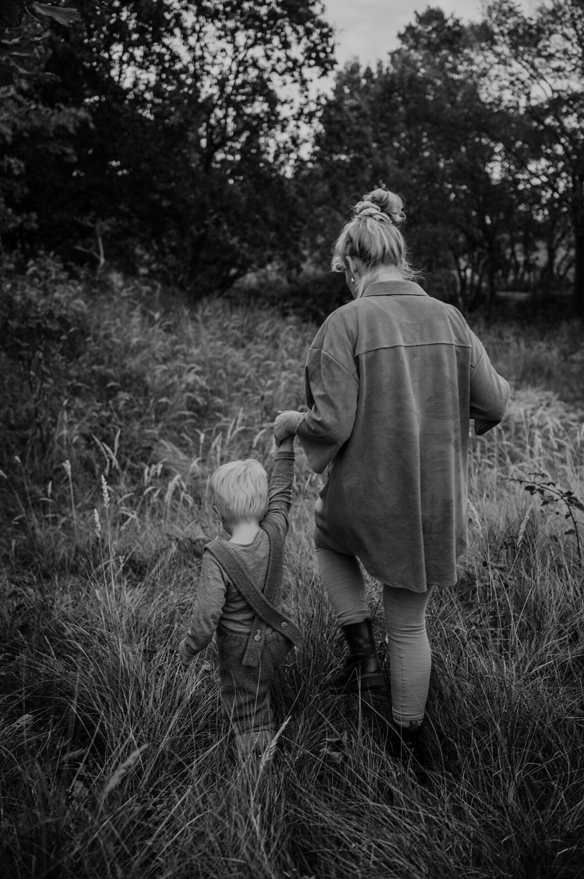 12-LouiseBoonstoppelFotografie_familieshoot_gezin
