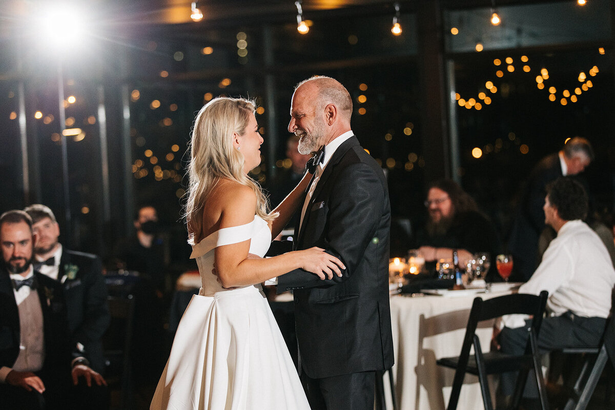 Nashville TN Wedding Photographer - Bridge Building-090