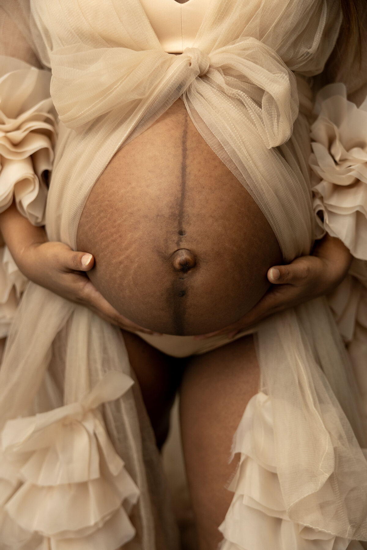 st-louis-maternity-photographer-15.jpeg