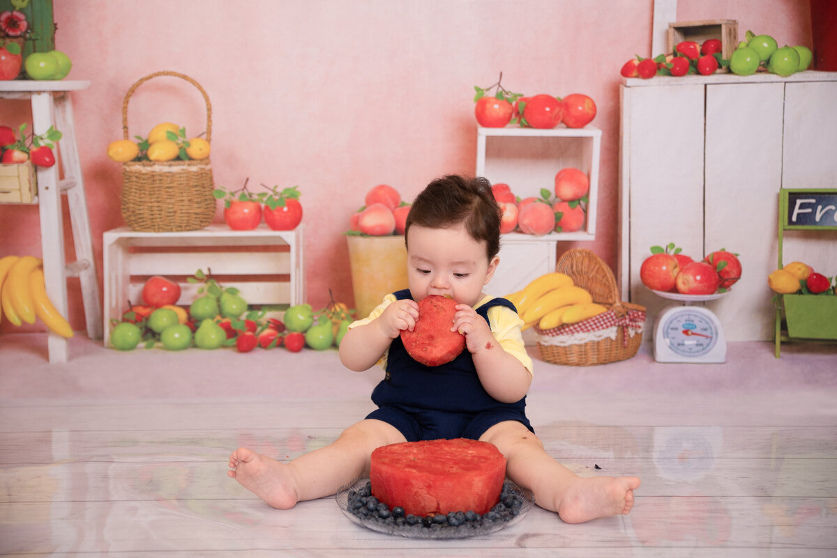 8 - East Brunswick NJ First Birthday Photographer One in a Melon