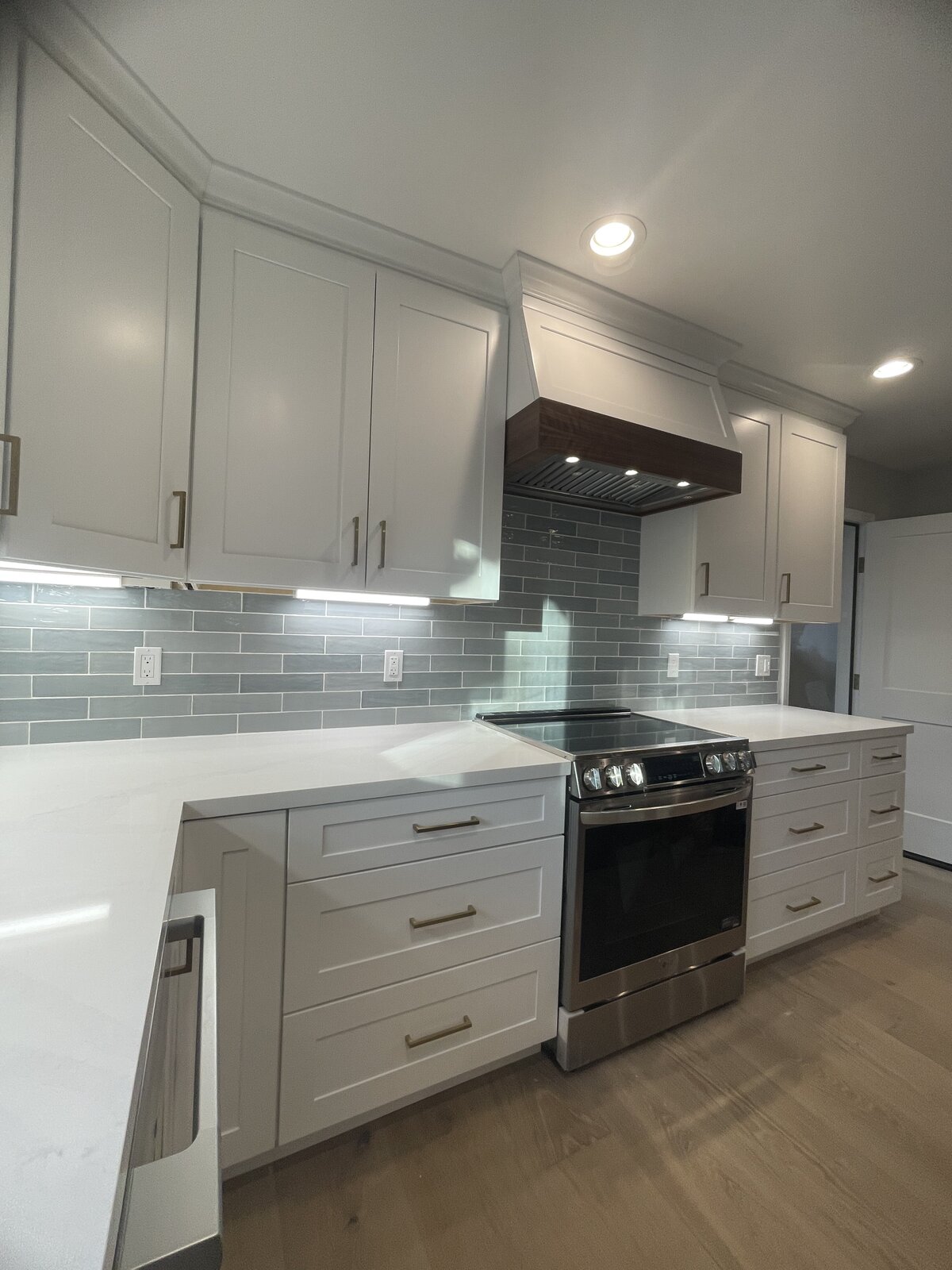 Kitchen57