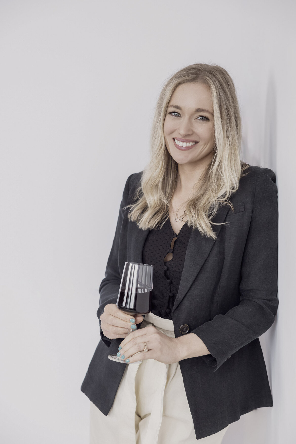 Vineyard-creative-co-cincinnati-personal-branding-photographer-your-brand-compass--2