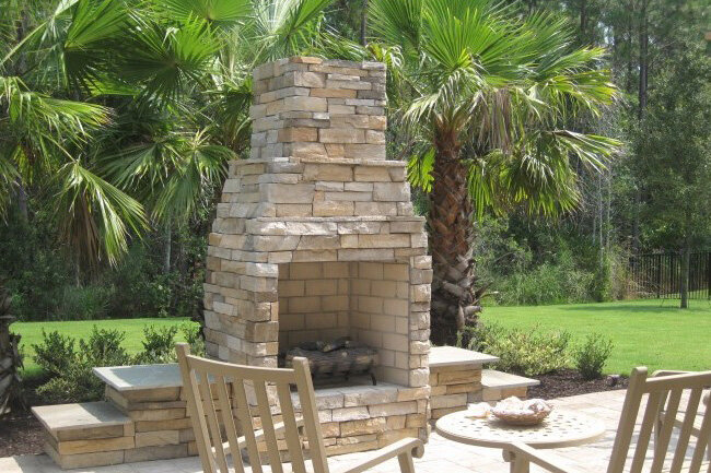 Outdoor fireplace contractor Jacksonville FL