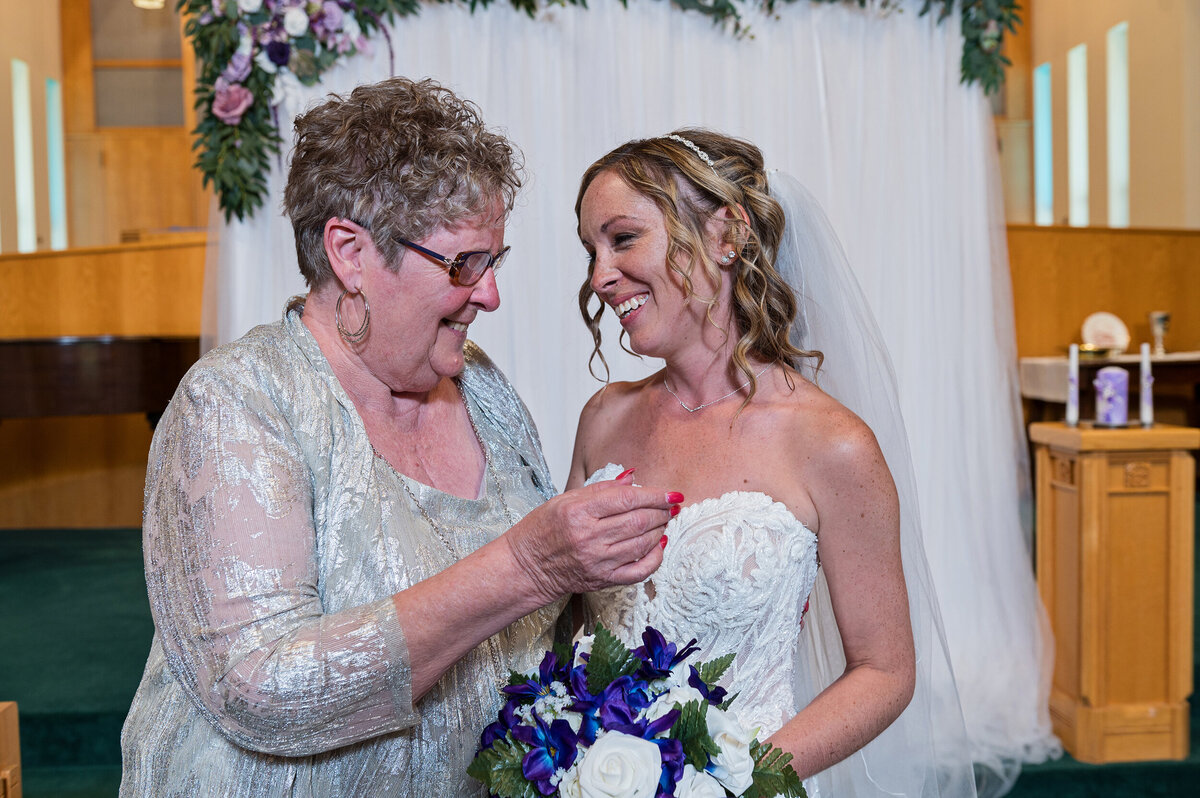 Detroit-Wedding-Photographer-The-Landing-139
