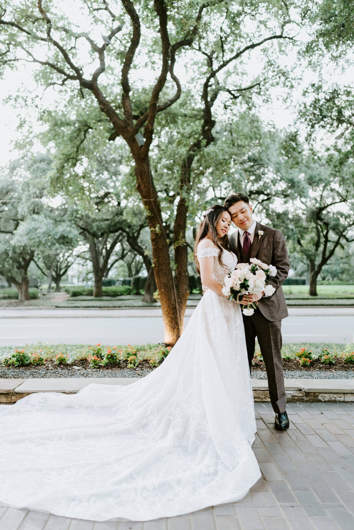 houston wedding planner - Lillie Jane Designs - chinese vietnemese red wedding16