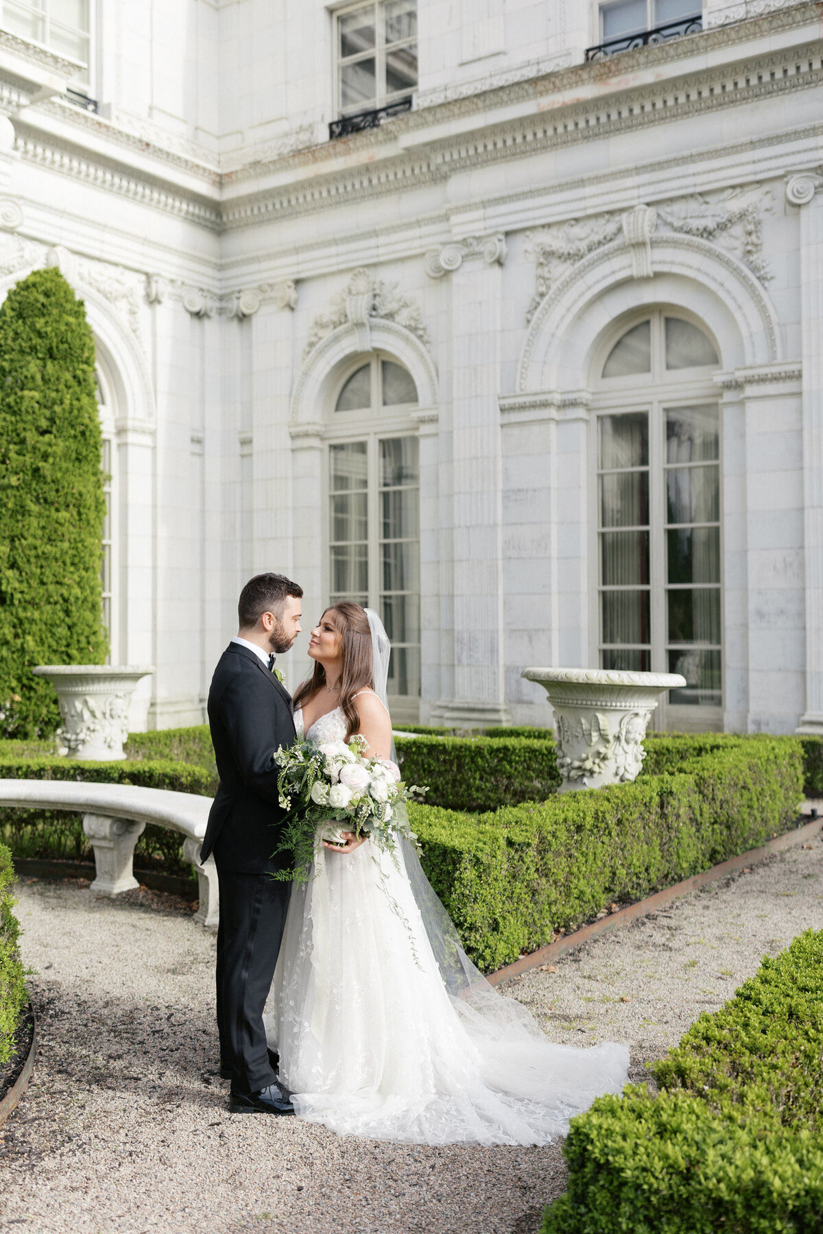 Spring Rosecliff Wedding-Halie Child Photography-17