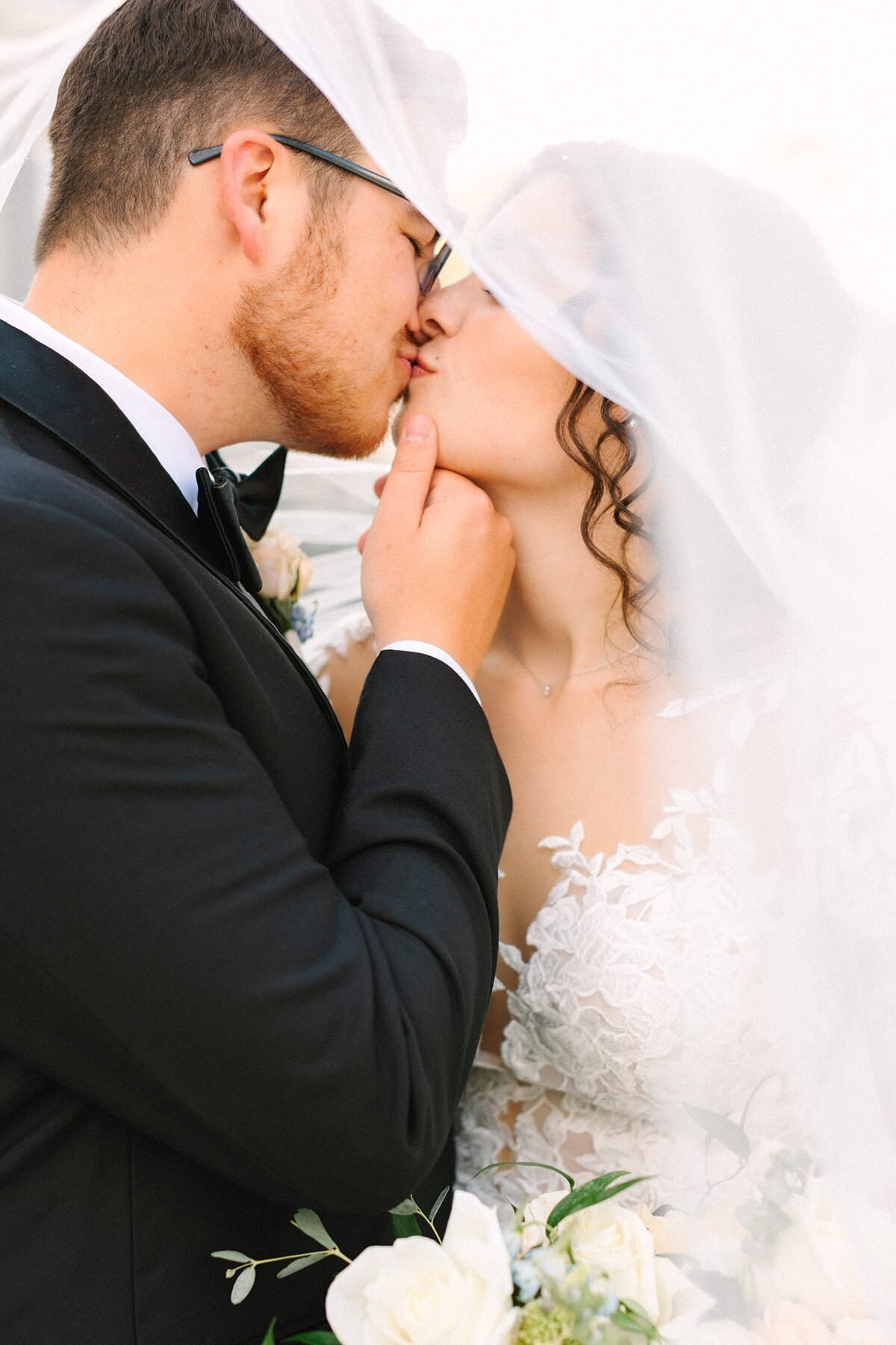 Bride and Groom Wedding Portaits Kelynn and Mathew Evansville Owensboro281