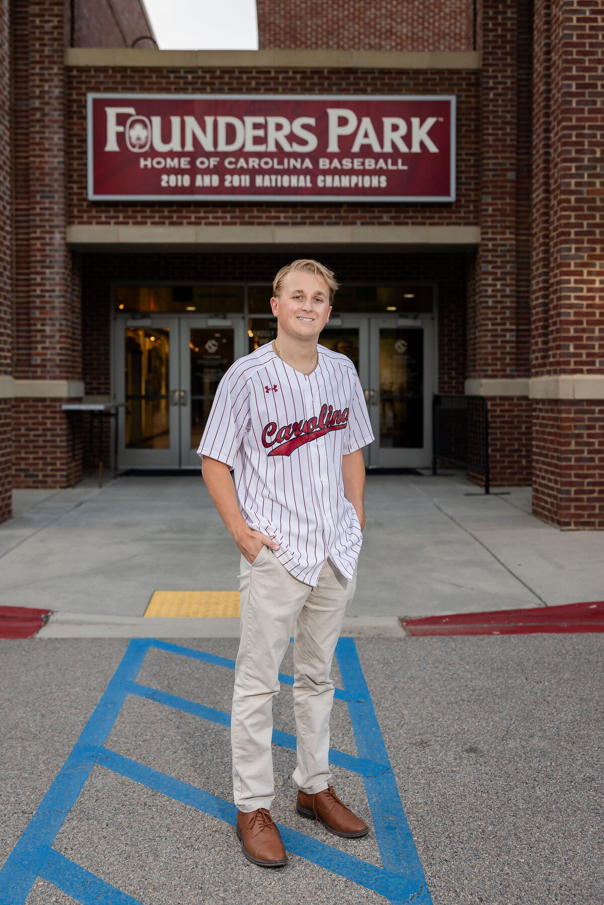 USC Columbia Photographer boys guys senior portraits-6090