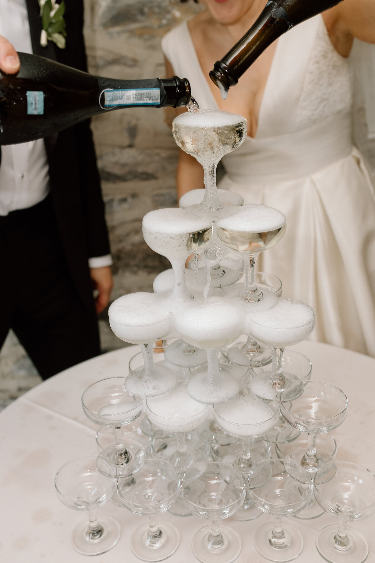 Veronique-Andrew-Chateau-Ramezay-Old-Montreal-Wedding_Family-119