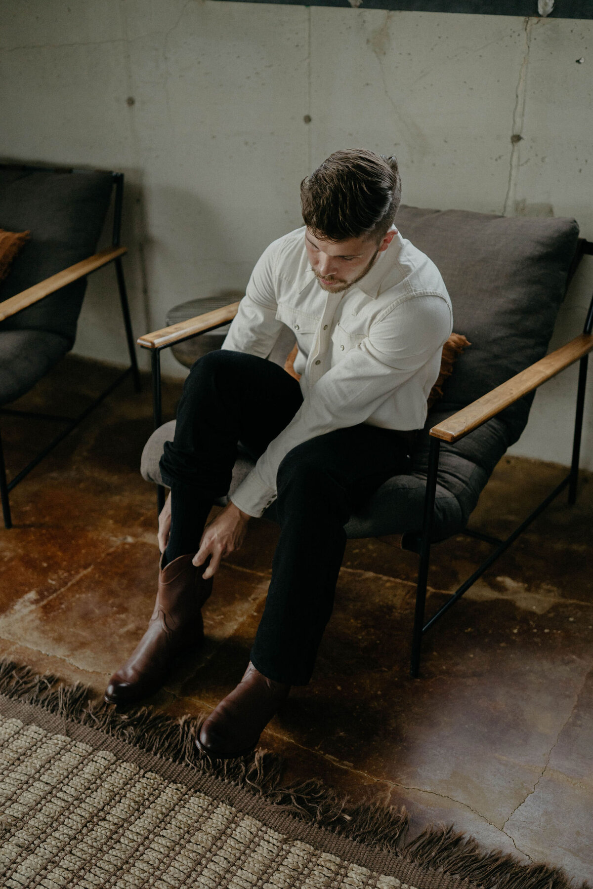 Josh+ElianaGettingReady-137