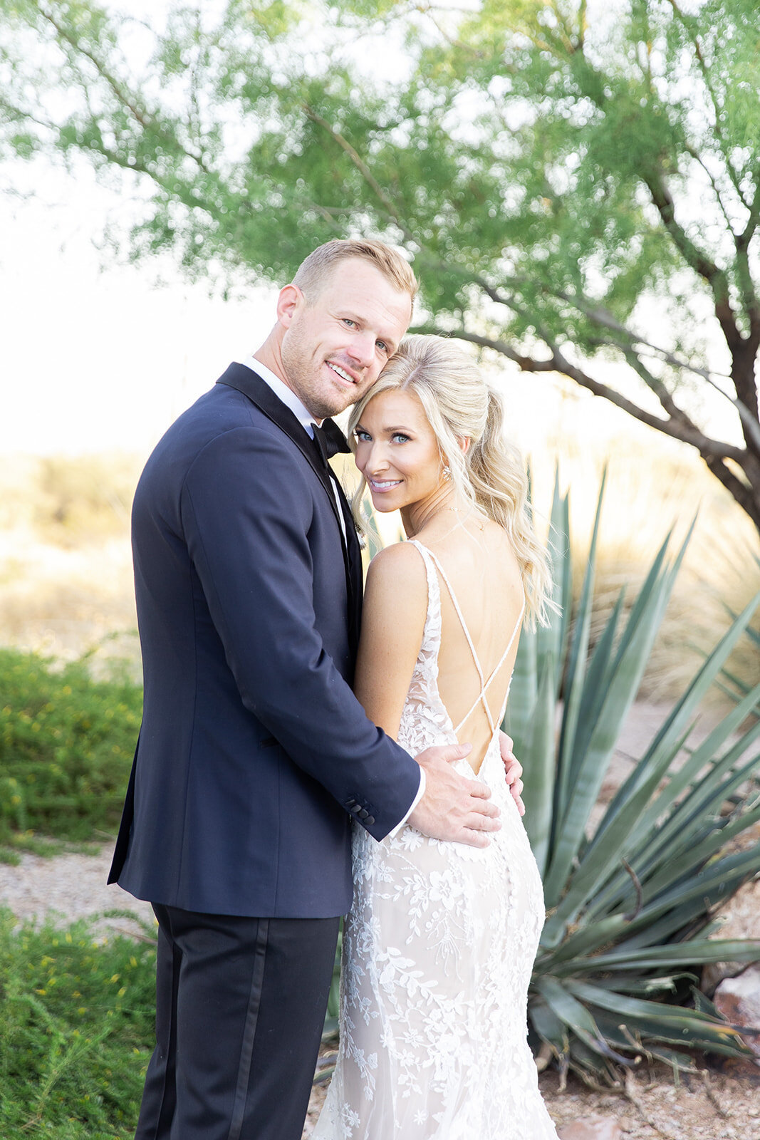 Karlie Colleen Photography - Ashley & Grant Wedding - The Paseo - Phoenix Arizona-697