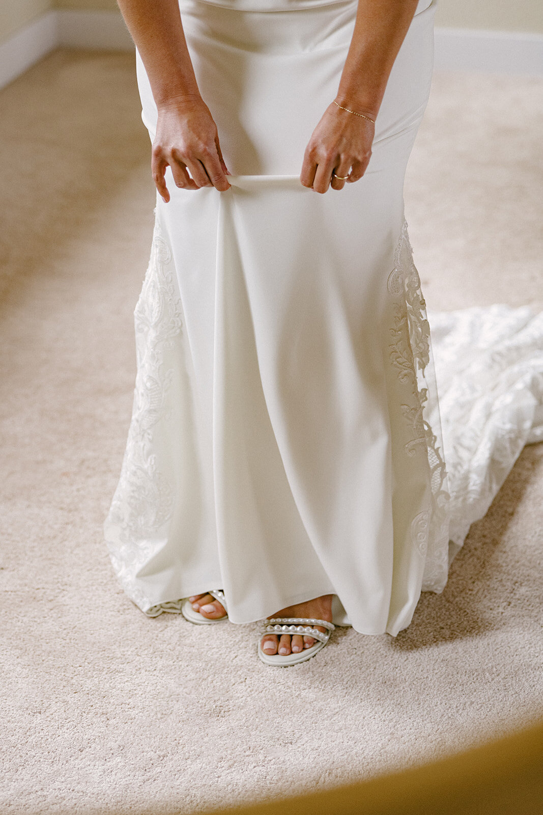 enzweiler-wedding-getting-ready-84_websize
