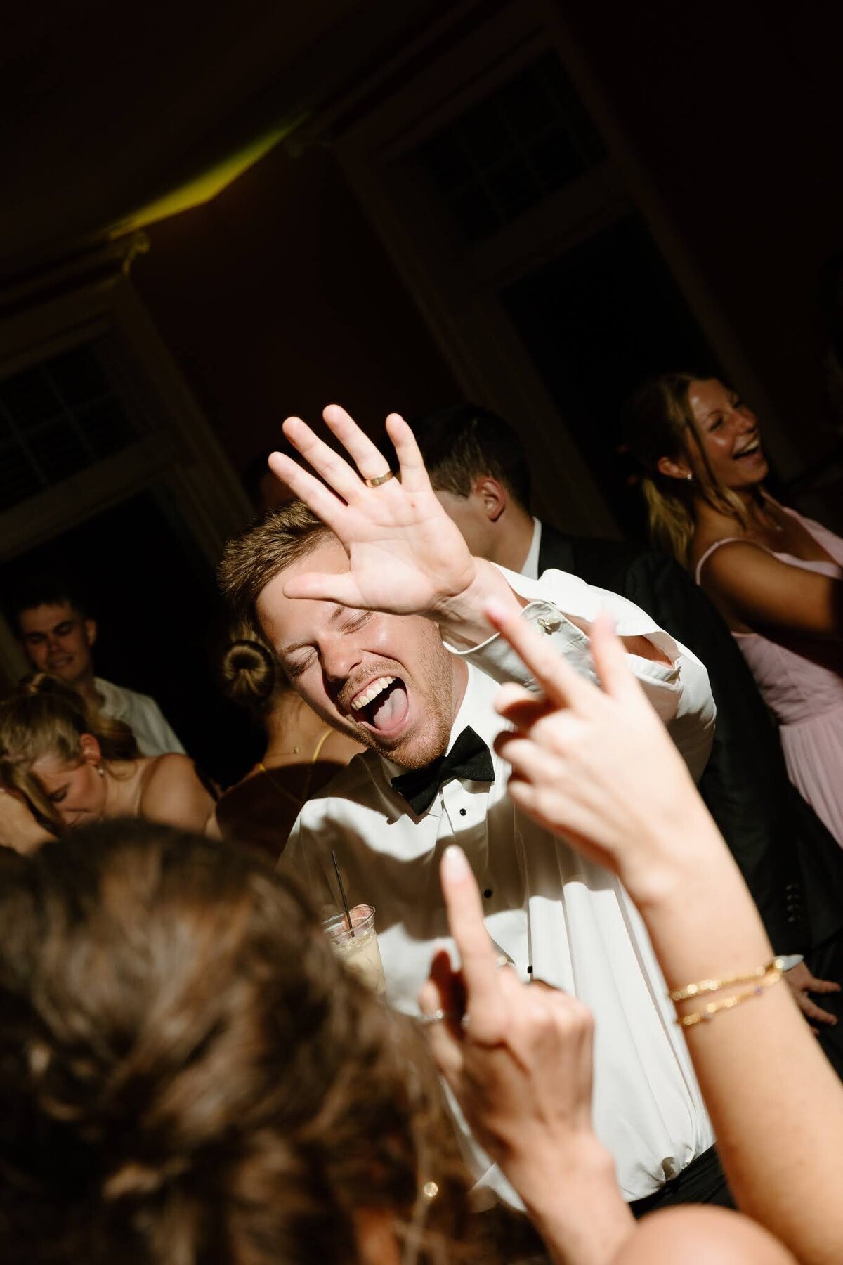 Nichole-Babiez-Photography-arrowhead-gold-course-country-club-summer-wedding-wheaton-geneva-chicago-photographer-illinois-editorial-luxury-destination--93