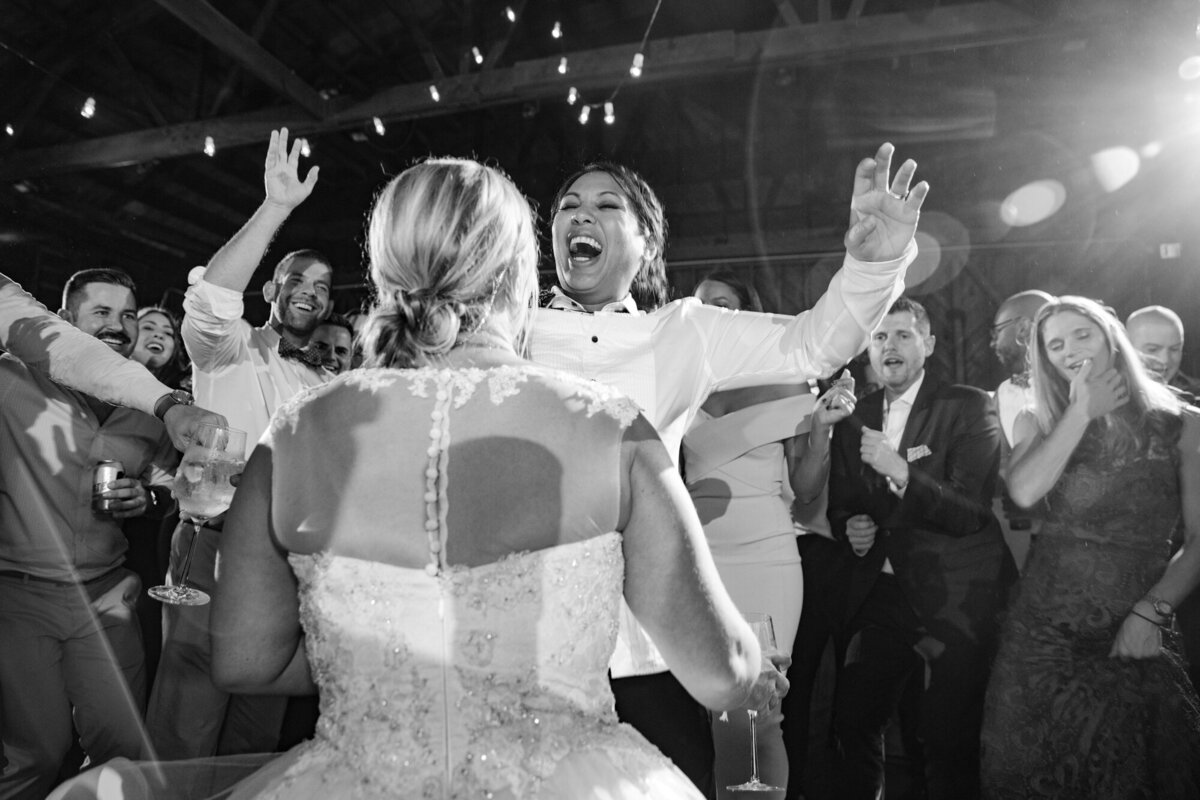 Saltwater-farm-vineyard wedding-photographer-6