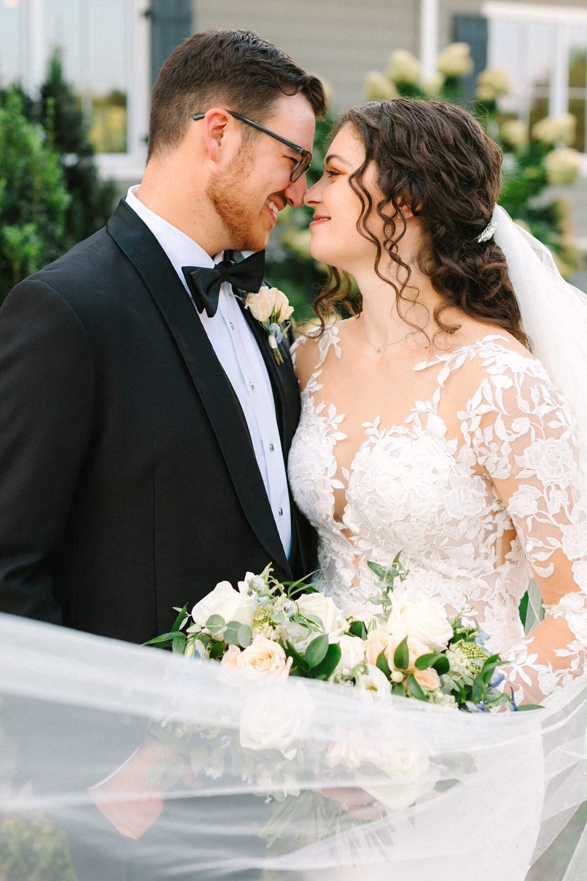 Bride and Groom Wedding Portaits Kelynn and Mathew Evansville Owensboro280