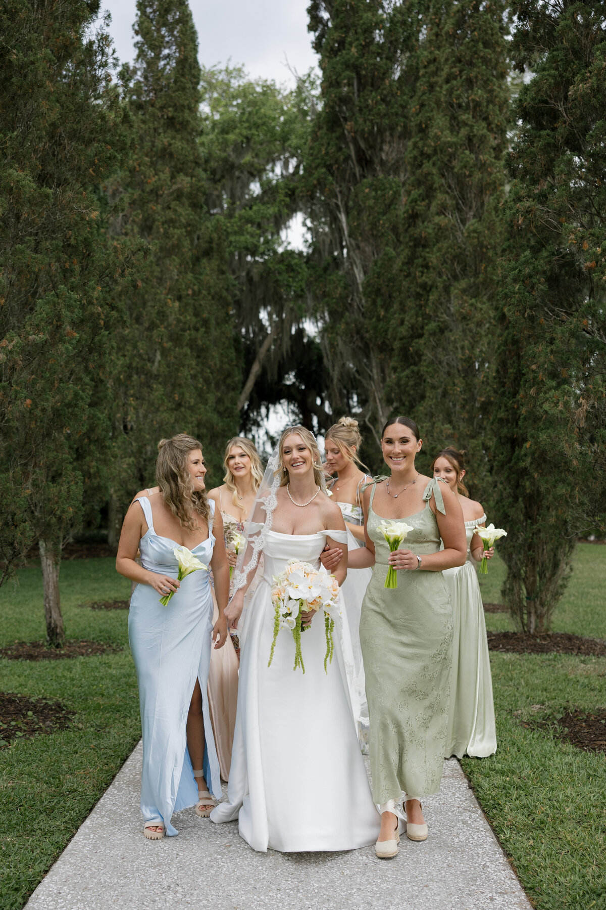 RachelandMarlinWedding_WeddingDayPreviews-51