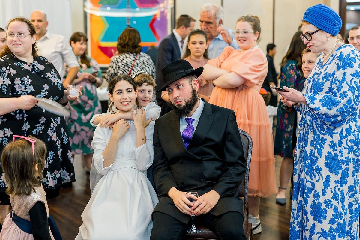 Eliana-Melmed-Photography-Chicago-LosAngeles-Jewish-WeddingPhotographer-CarmiKalman-Shtick-00042