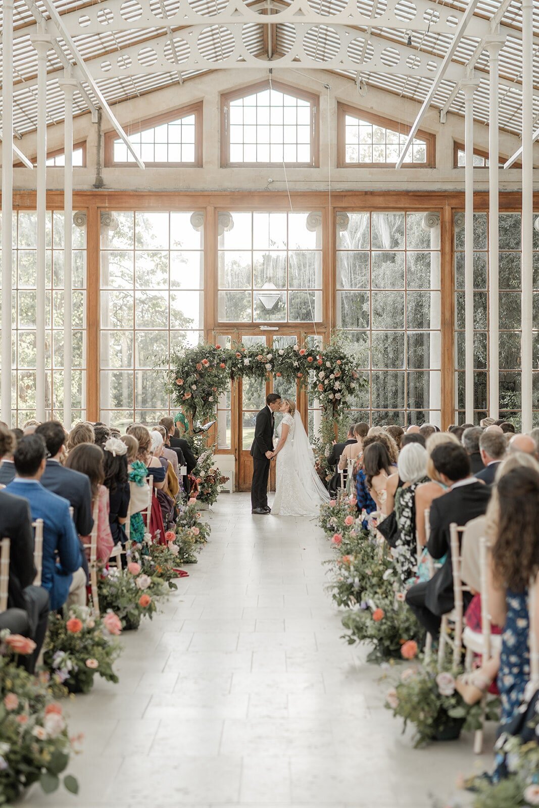 orangery-wedding-ceremony-kew-gardens-min