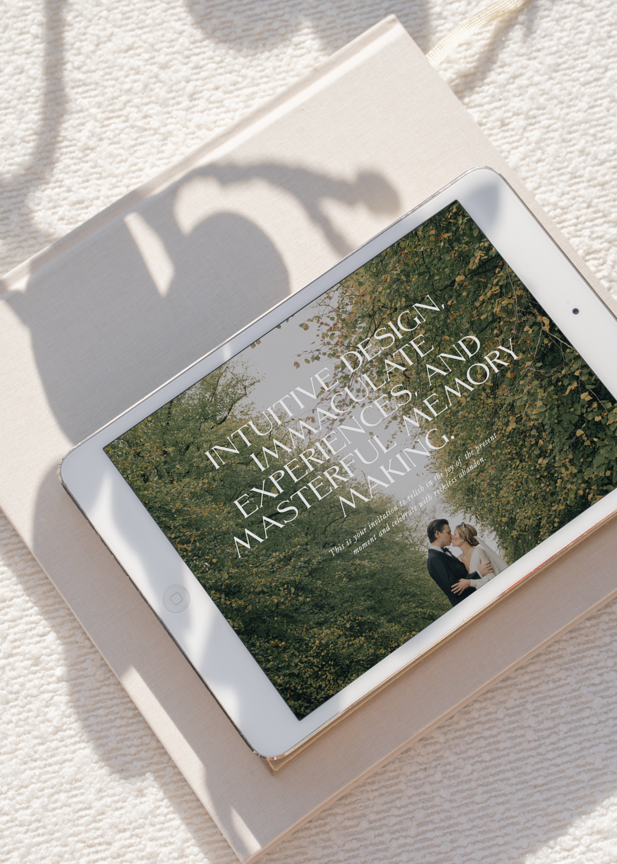AliseTaggartMockup