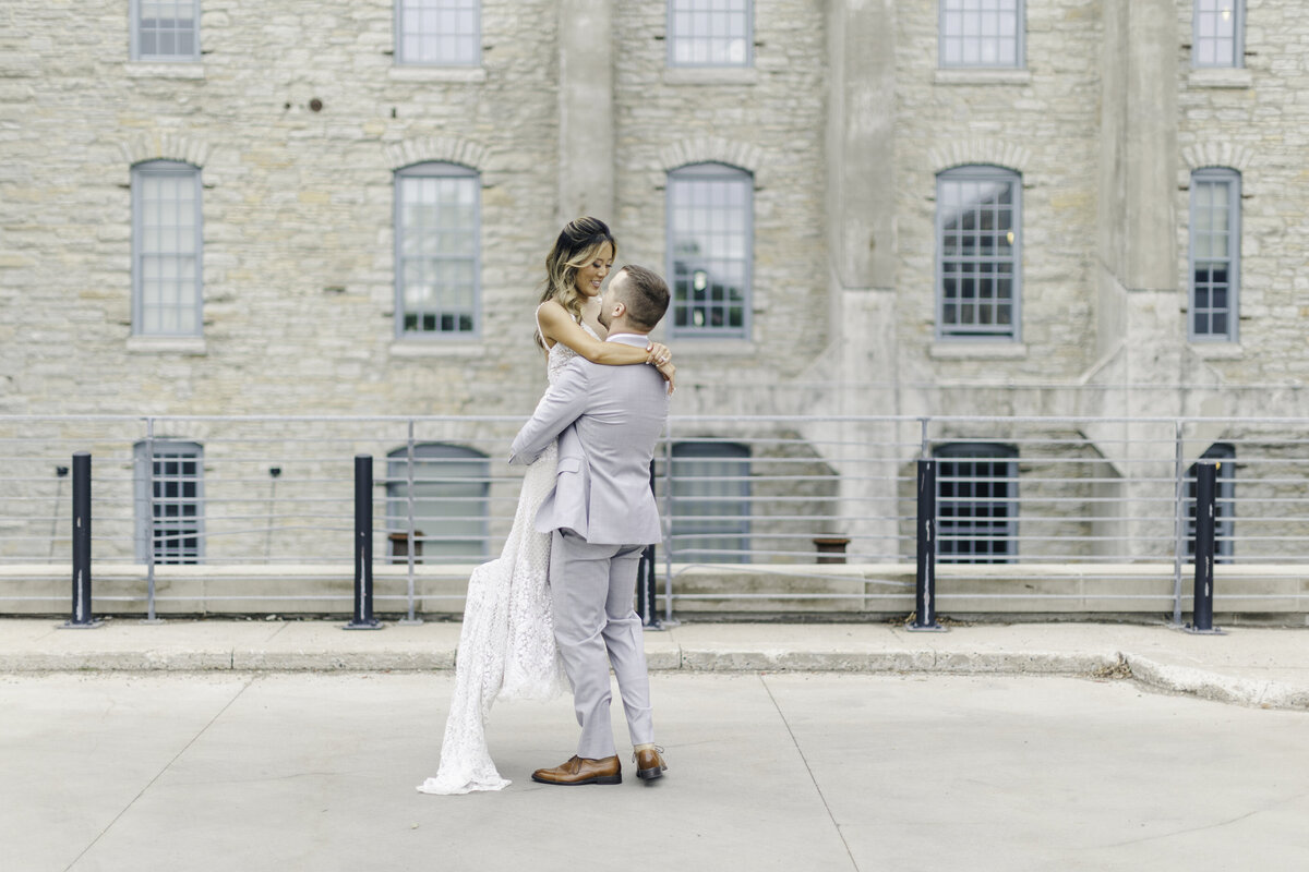 Jennifer Kamen Photography Minneapolis St. Paul Minnesota Tampa Florida Destination Wedding Engagement Lifestyle Newborn Family Photographer 3H9A3687