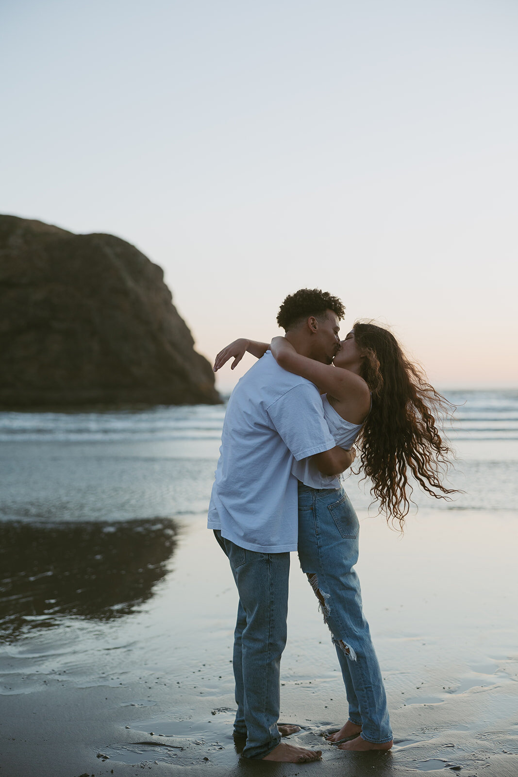 tanya-davids-photo-film-redwoods-california-oregon-coast-documentary-candid-destination-washington-idaho-utah-canada-elopement-wedding-couples-photographer-63