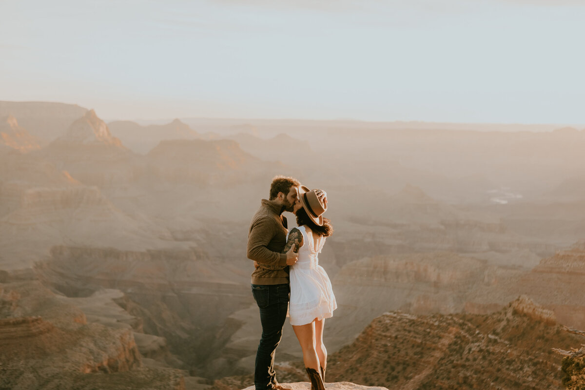 Grand-Canyon-Sunrise-Proposal-OliviaHopePhotography--22