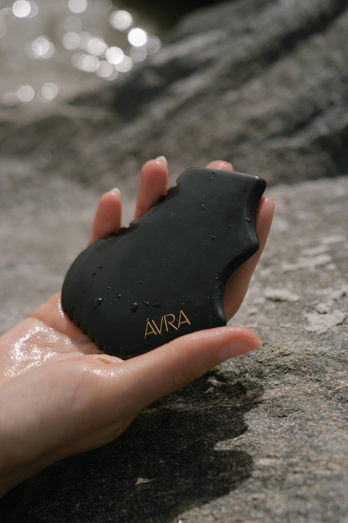 Best gua sha stones for face sculpting review by Alex Perry conscious creator for sustainable 