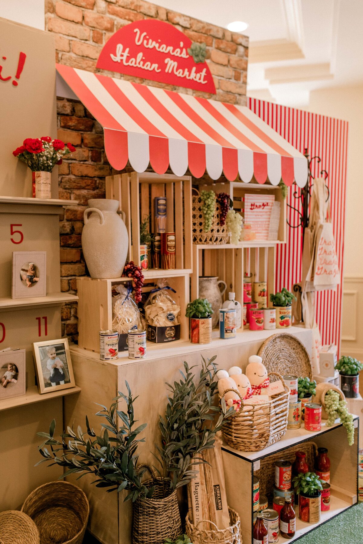 custom-event-decor-759
