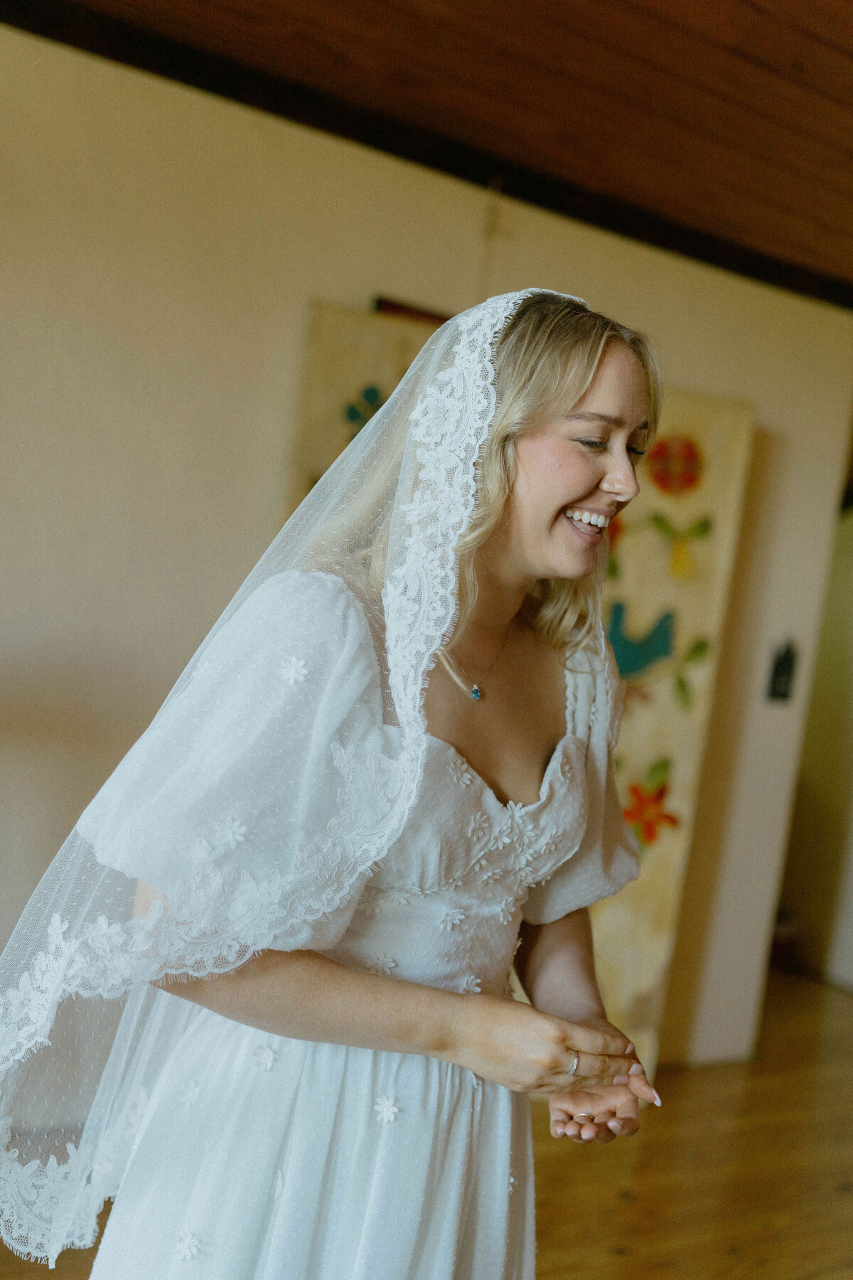 Chloe&ThomasWeddingPhotos_GettingReady_AustinWeddingPhotographer_HereafterFilms-147