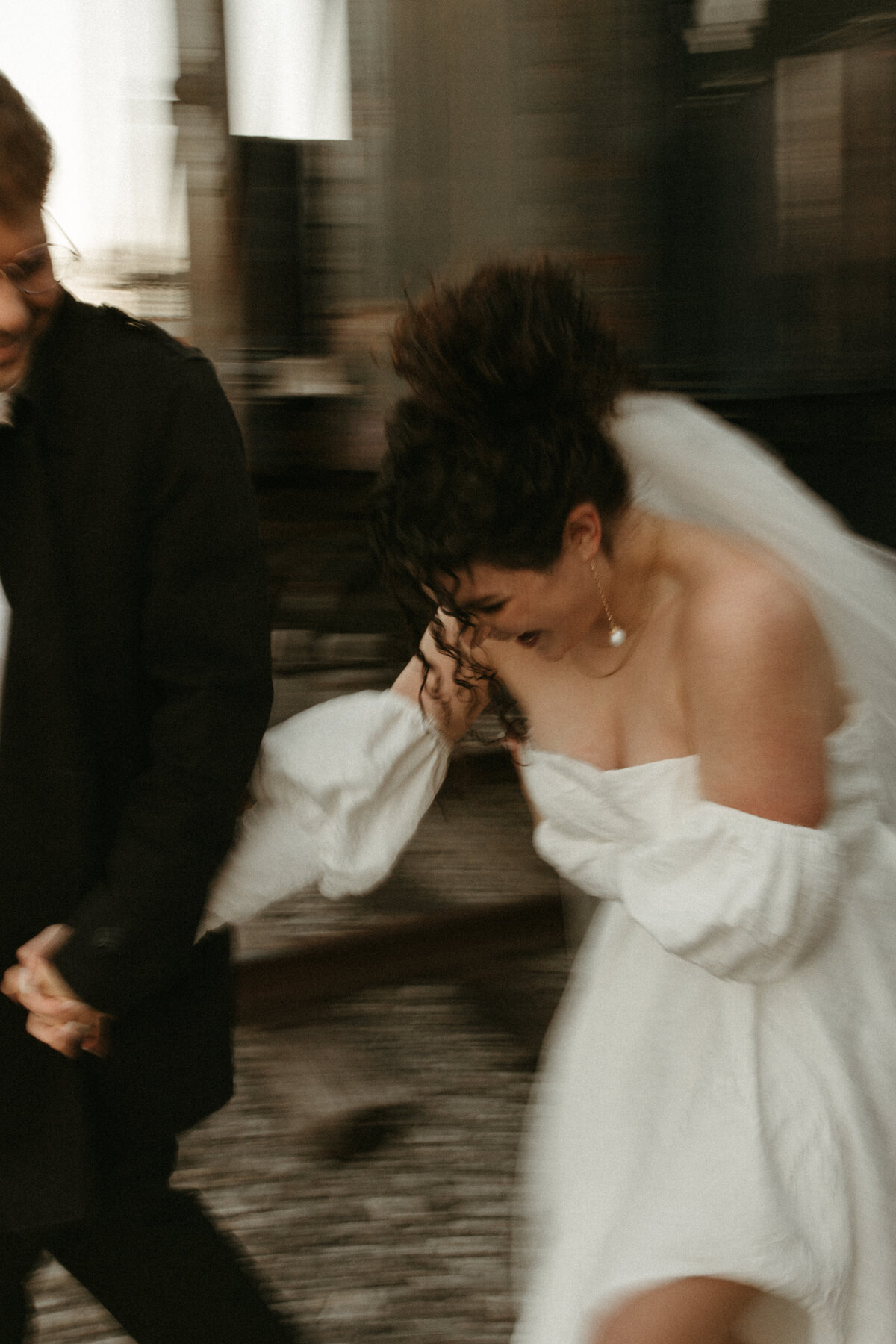 european-train-runaway-bride-elopement-rome-italy-romantic-film-113