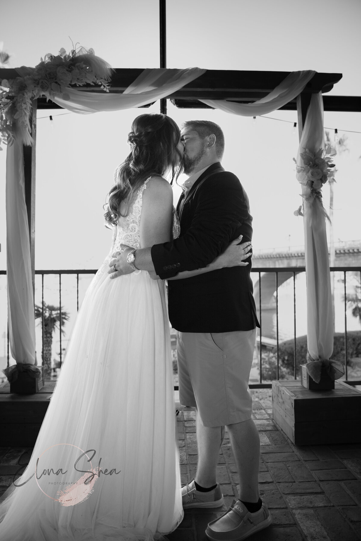 Elona Shea Photography lake havasu wedding photos