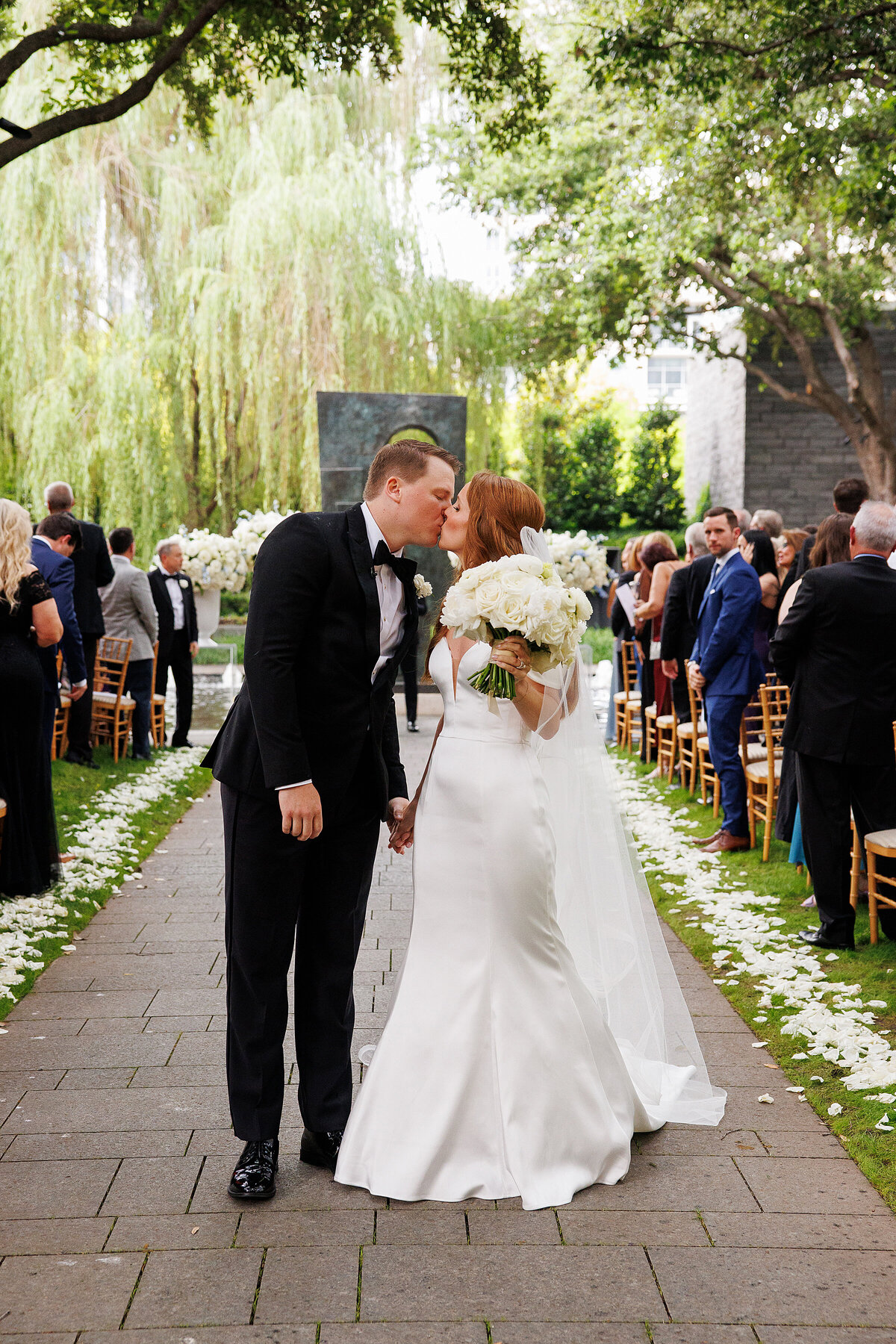 Makenzie and Brad Wedding Sneak Peek 0226