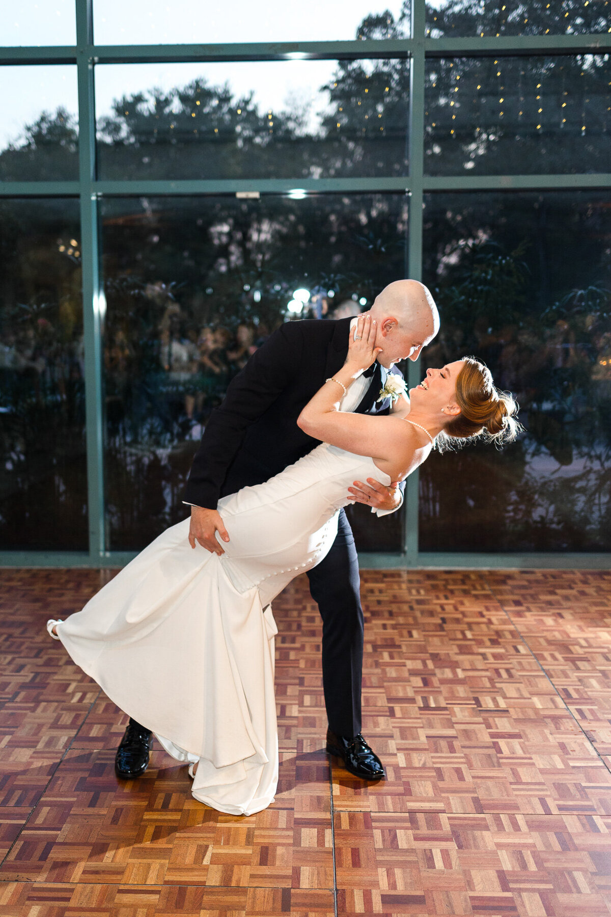 the-atrium-at-meadowlark-botanical-gardens-vienna-virginia-wedding-151
