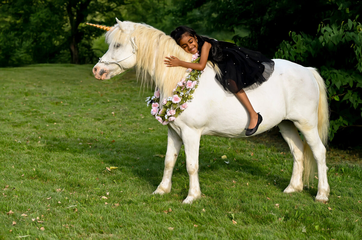 Sruthi Vijayaratnam Unicorn Portraits5