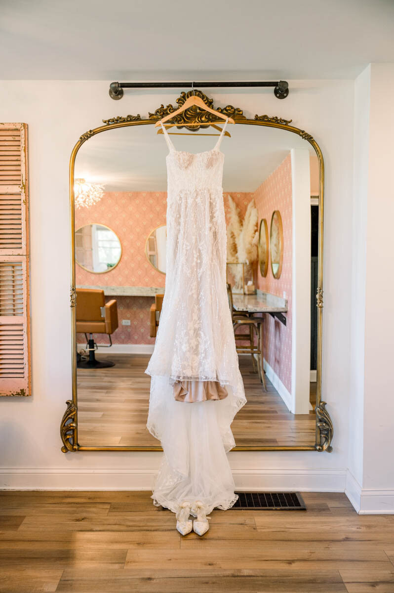 Kayla-Turner-Venue-5126-Oswego-Wedding-13