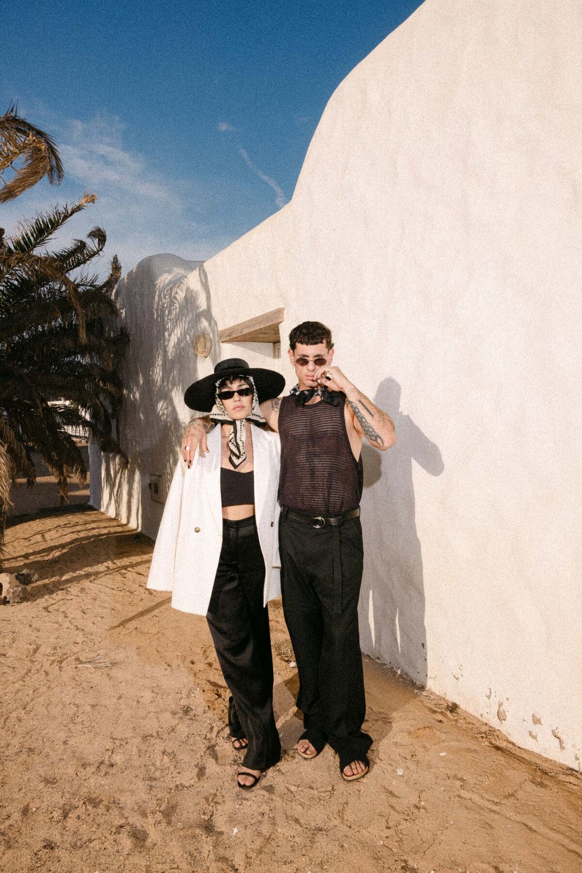 rock couple photo shoot spain 18