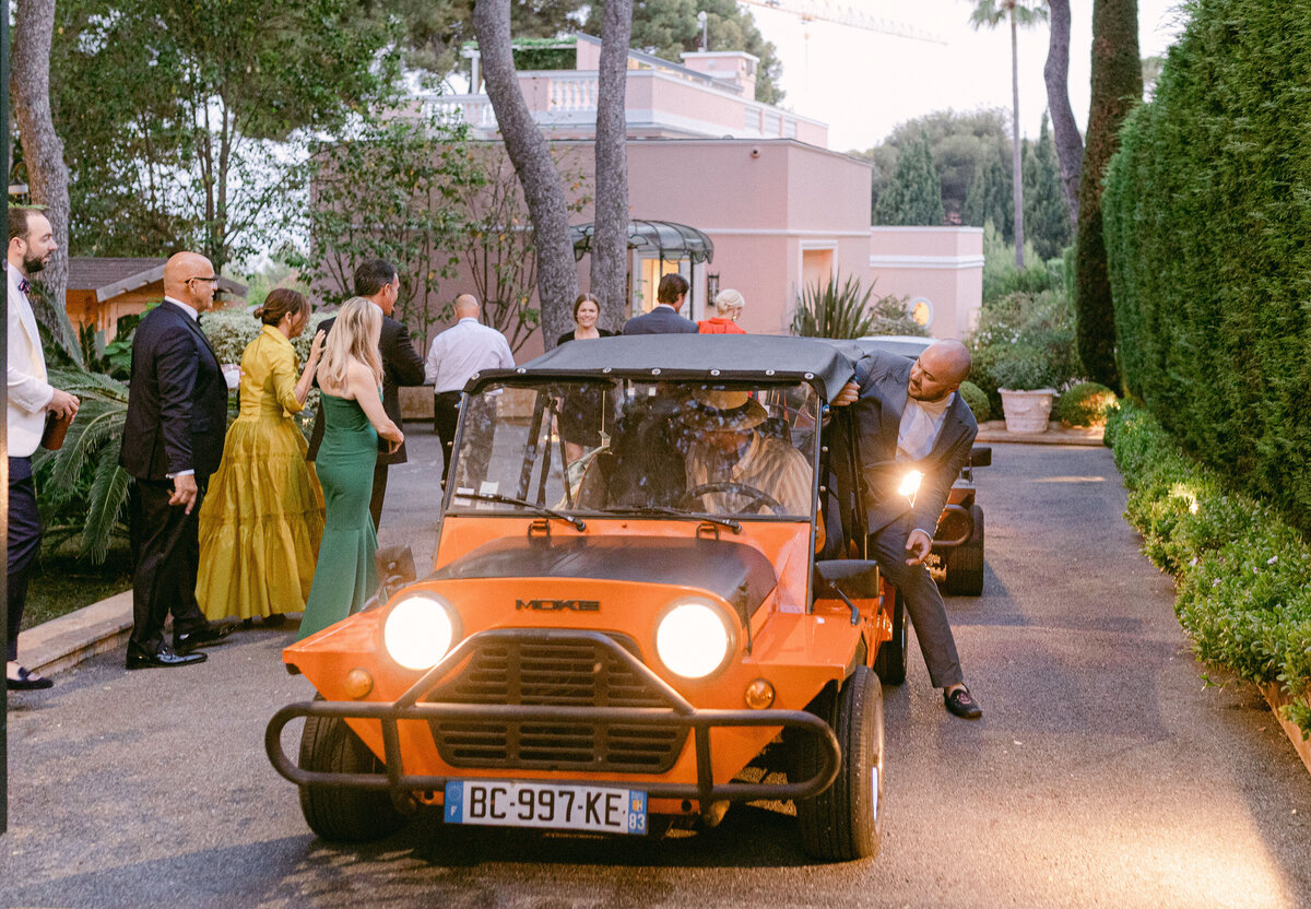 Mini Moke wedding transport wedding Four Seasons Cap-Ferrat