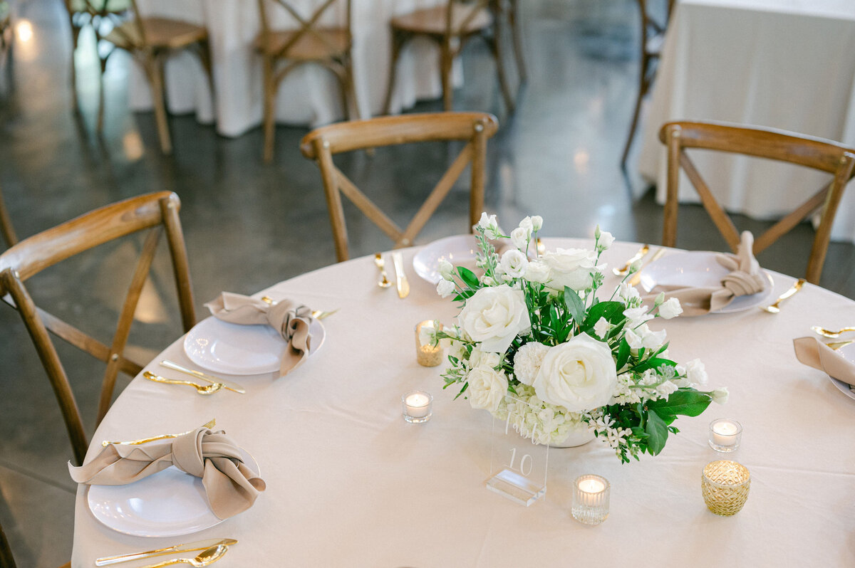 Meraki Design Wedding and Event Floral Studio Florist Wedding Flowers Full Service St. Louis Destination Luxury Floral Design Florists Designers Personal Unique Alex-Narduli-Buchheit-Wedding-2024-30
