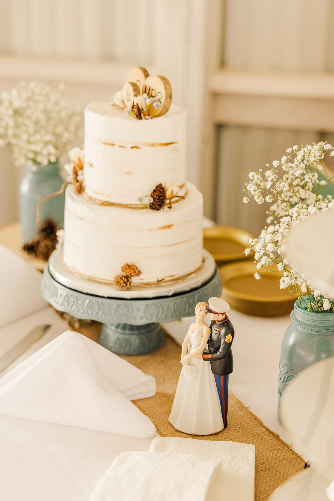 Milwaukee based photographer, Milwaukee wedding photographer, wisconsin wedding photographer, wisconsin weddings, Milwaukee photographer, Villa Flomena,  Maxwell Mansion, Lake country photography, Meredith Mutza Photography, The Carriage House, Villa Terrace Decorative Arts Museum